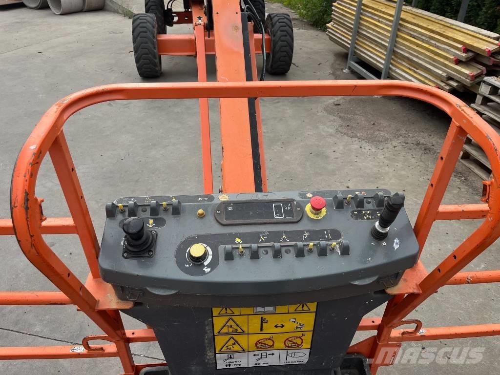 JLG 460 SJ Teleskooppipuominostimet