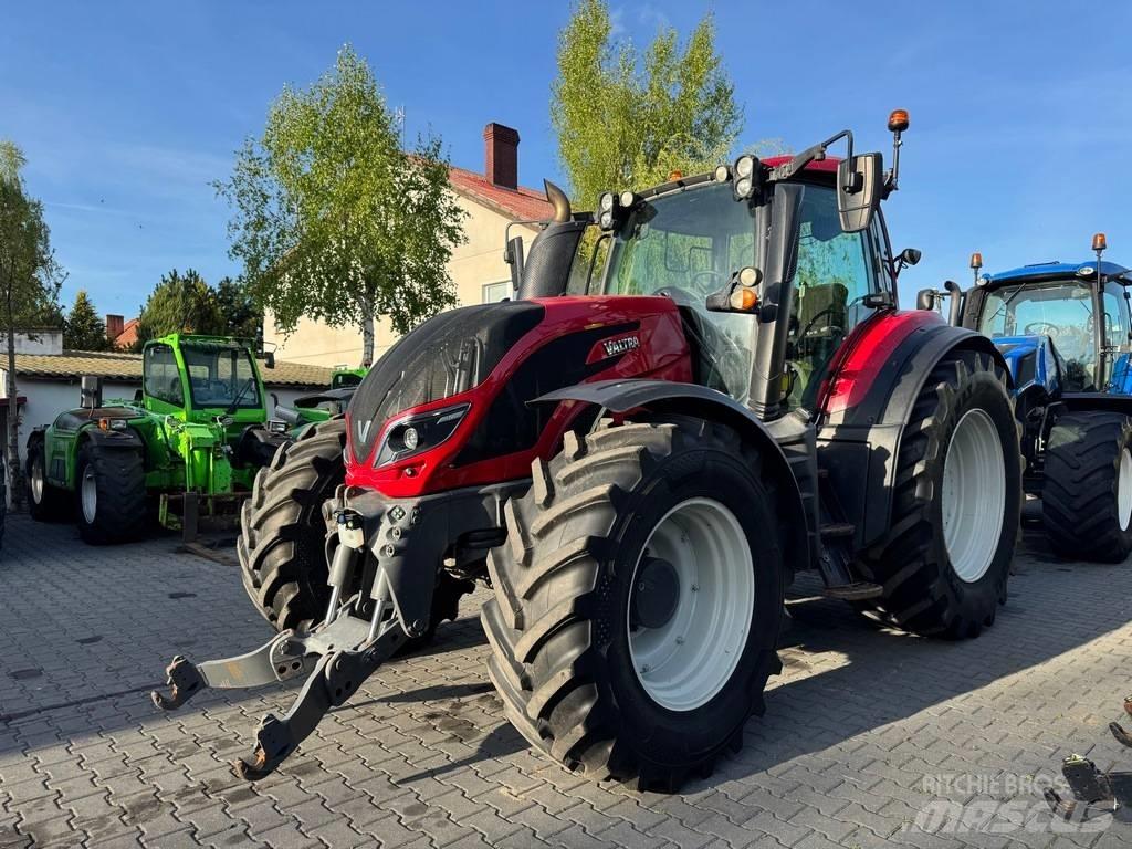 Valtra T234 VERSU Traktorit