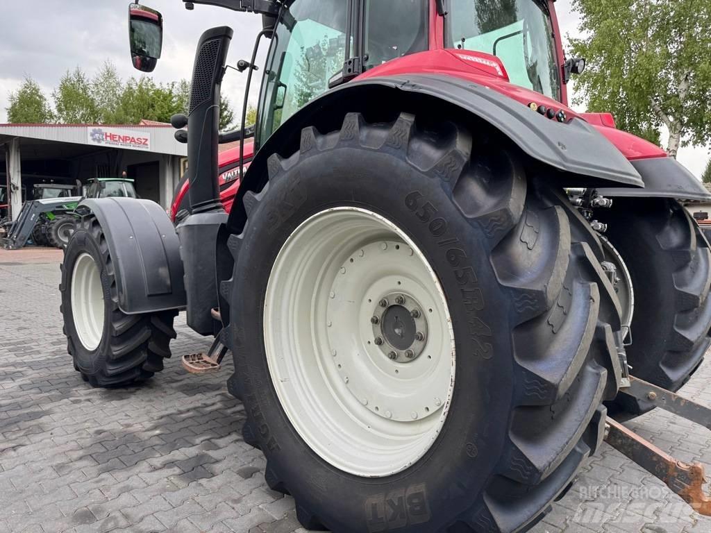 Valtra T234 VERSU Traktorit