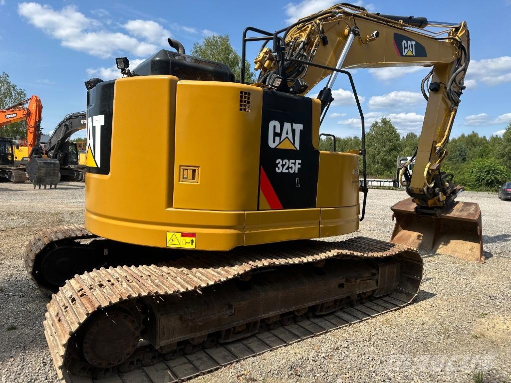 CAT 320FL Telakaivukoneet