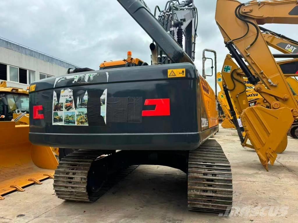Hyundai R220LC-9S Midikaivukoneet 7t - 12t