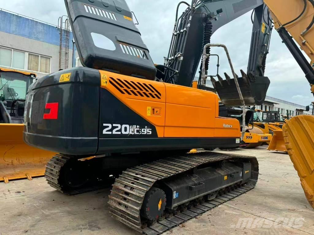 Hyundai R220LC-9S Midikaivukoneet 7t - 12t