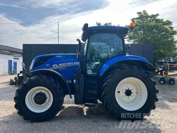 New Holland T7.225 Traktorit