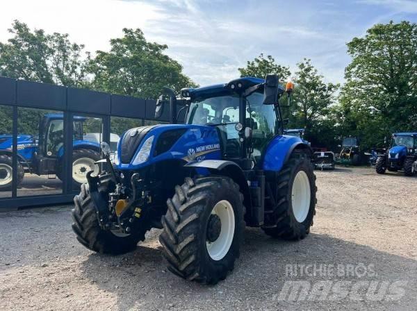 New Holland T7.225 Traktorit