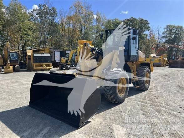CAT 910 Pyöräkuormaajat
