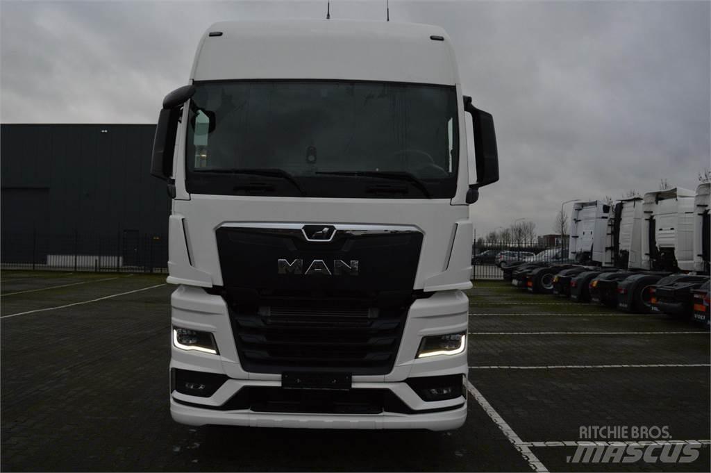 MAN TGX 18.470 GX Vetopöytäautot
