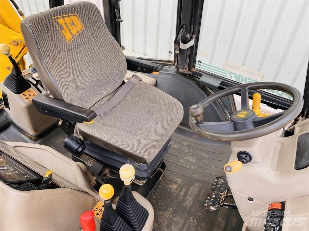 JCB 3CX Super Muut koneet