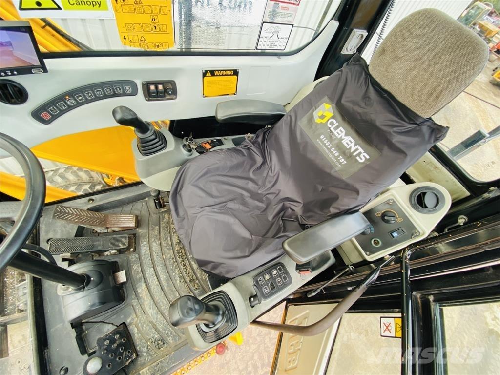 JCB JS160W Telakaivukoneet