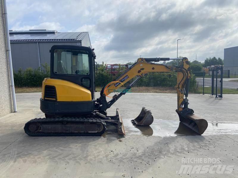 Bobcat E 35 Pyöräkaivukoneet