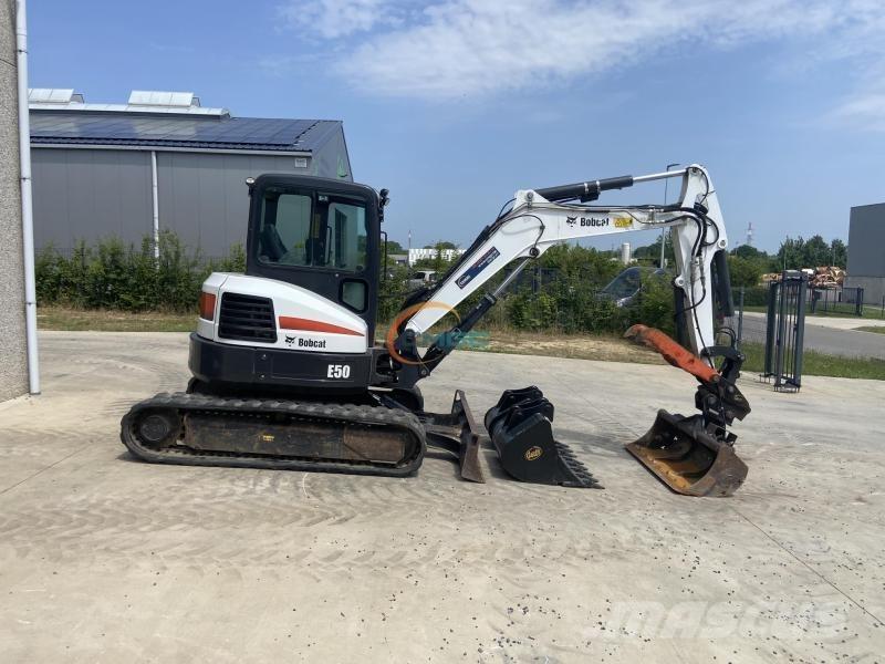 Bobcat E 50 Pyöräkaivukoneet