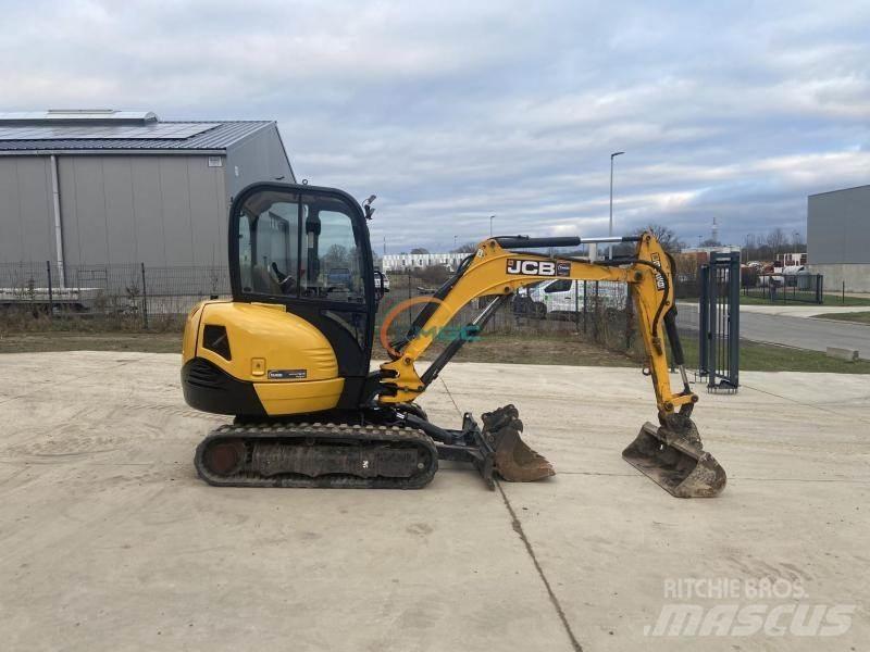 JCB 802 Pyöräkaivukoneet