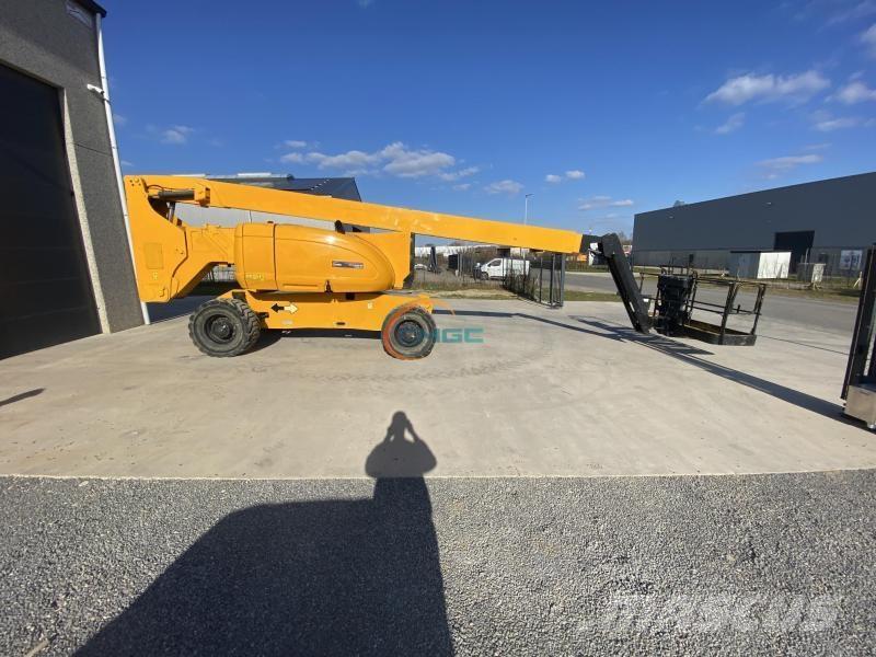 JLG 800AJ Kuukulkijat