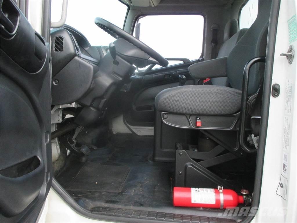 Hino 268 Kuorma-autoalustat