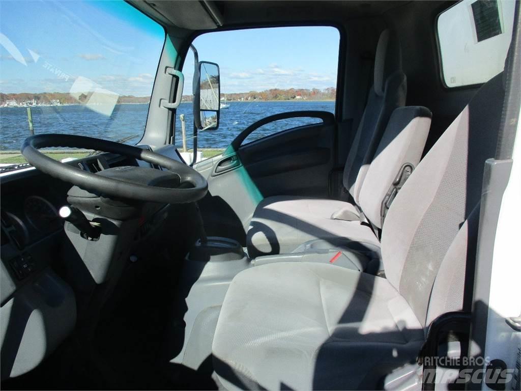 Isuzu NQR Umpikorikuorma-autot