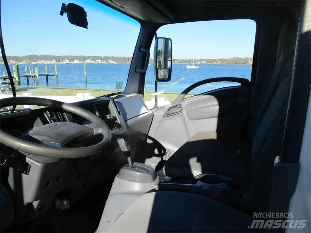 Isuzu NQR Umpikorikuorma-autot