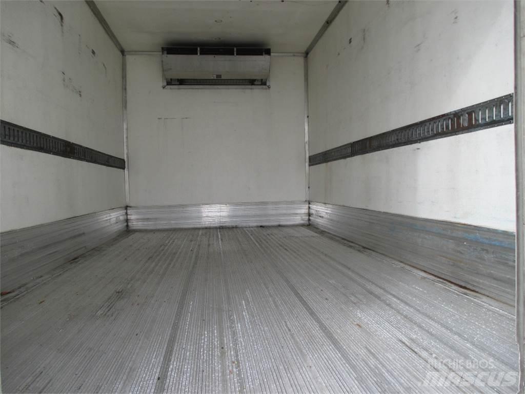 Isuzu NQR Kylmä-/Lämpökori kuorma-autot