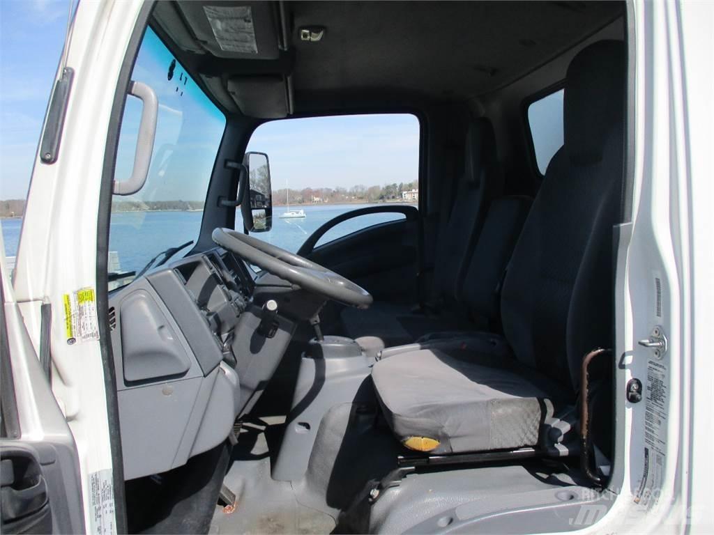 Isuzu NRR Tienhoitoautot