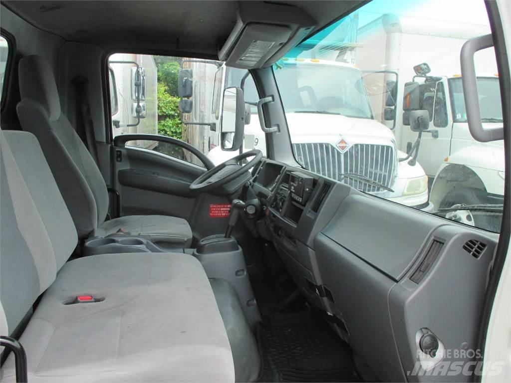 Isuzu NRR Kylmä-/Lämpökori kuorma-autot