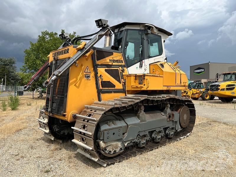 Liebherr PR766 Telaketjupuskutraktorit