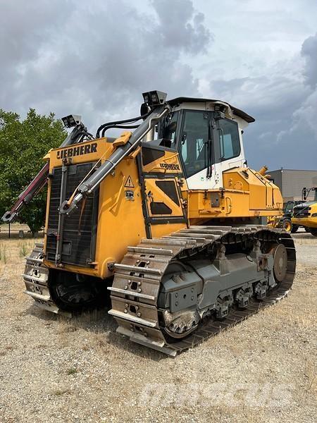 Liebherr PR766 Telaketjupuskutraktorit