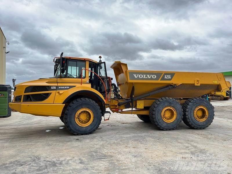 Volvo A25G Dumpperit