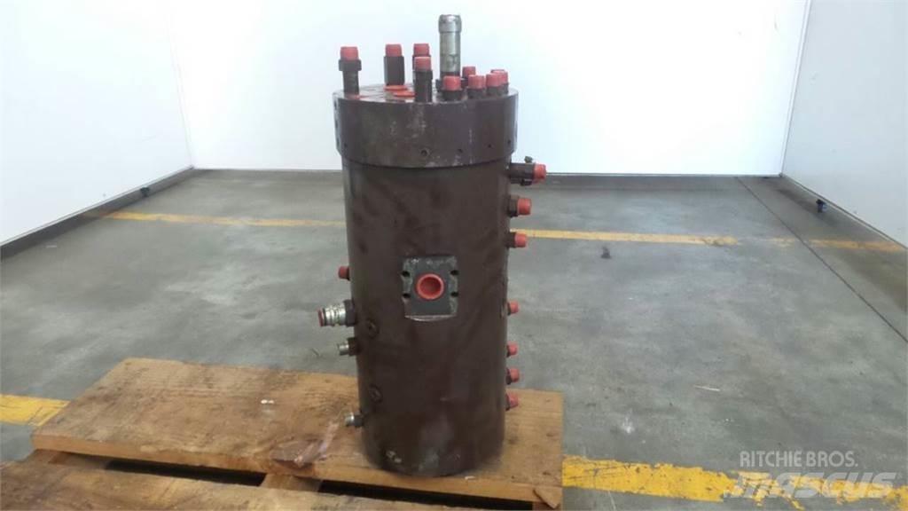 CASE 1088 Hydrauliikka