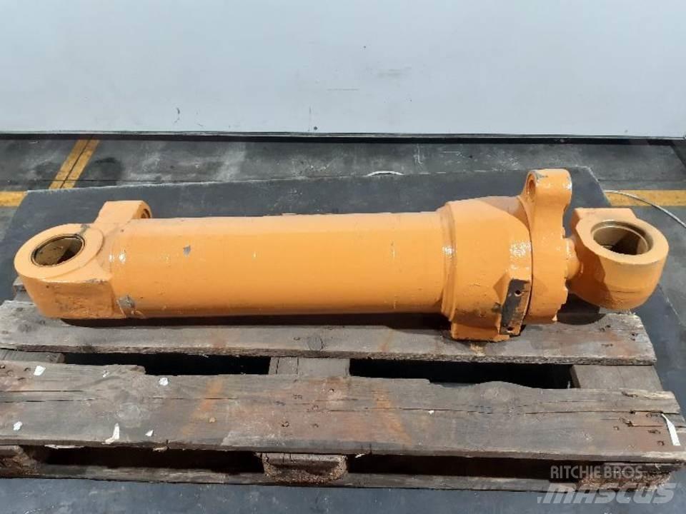 CASE 621C Hydrauliikka