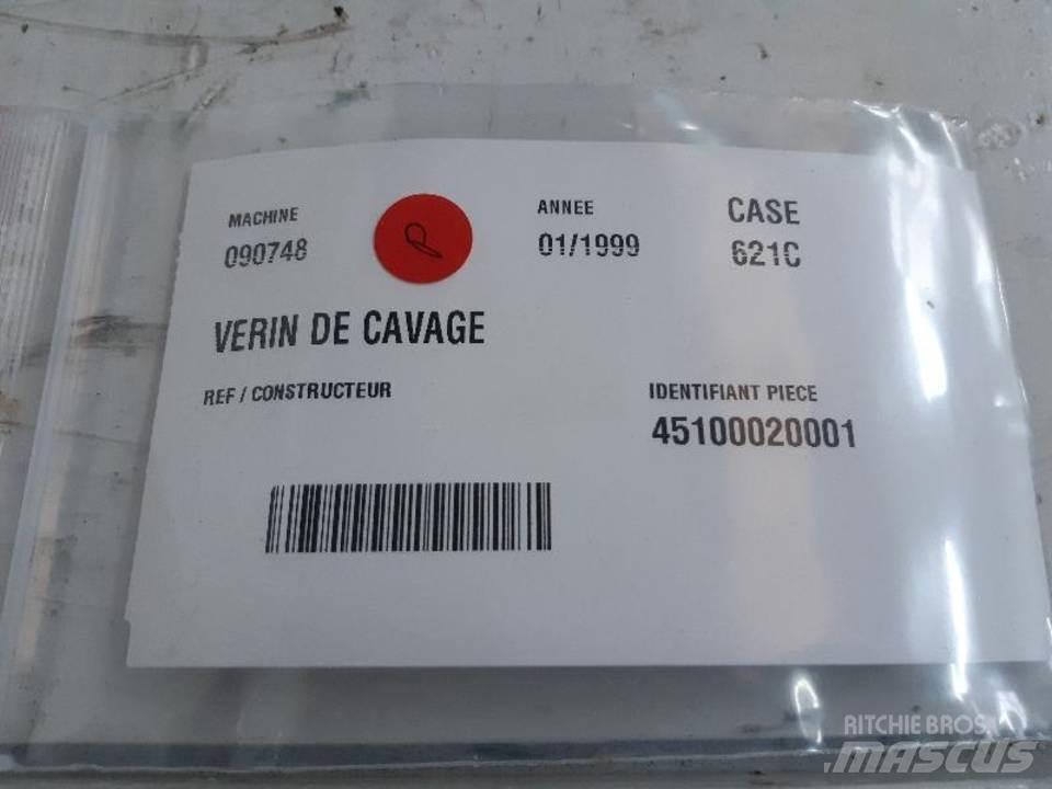 CASE 621C Hydrauliikka