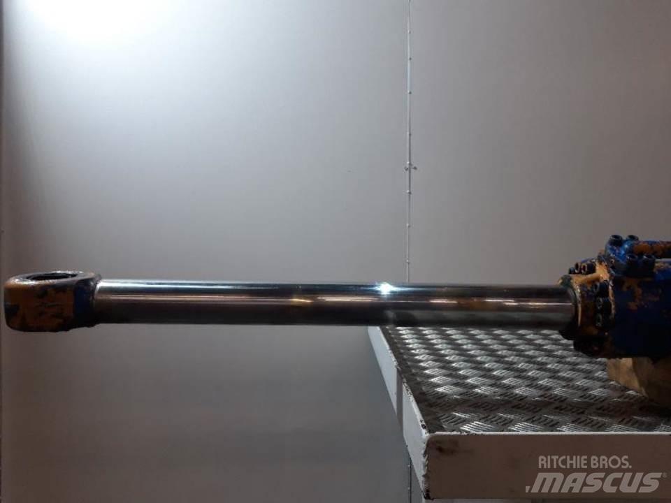 CASE 688B Hydrauliikka