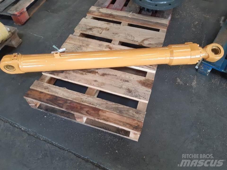 CASE 988B Hydrauliikka