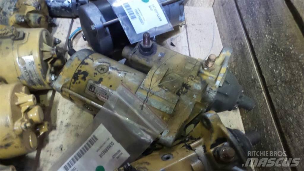 CAT 212B Moottorit