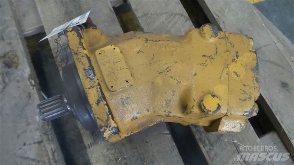 CAT 213 Hydrauliikka
