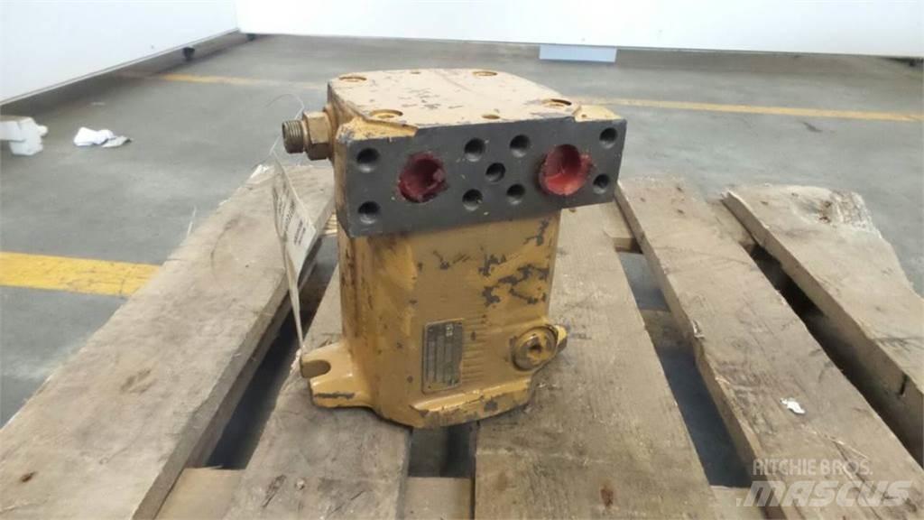 CAT 213B Hydrauliikka
