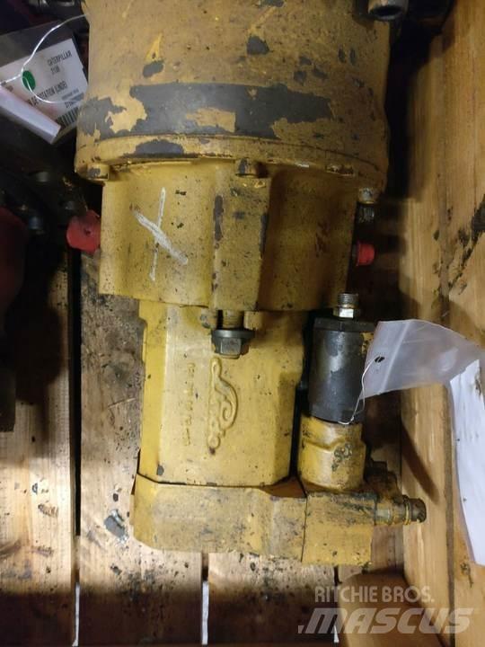 CAT 213B Hydrauliikka