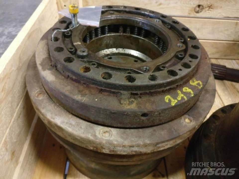 CAT 213B Vaihteisto