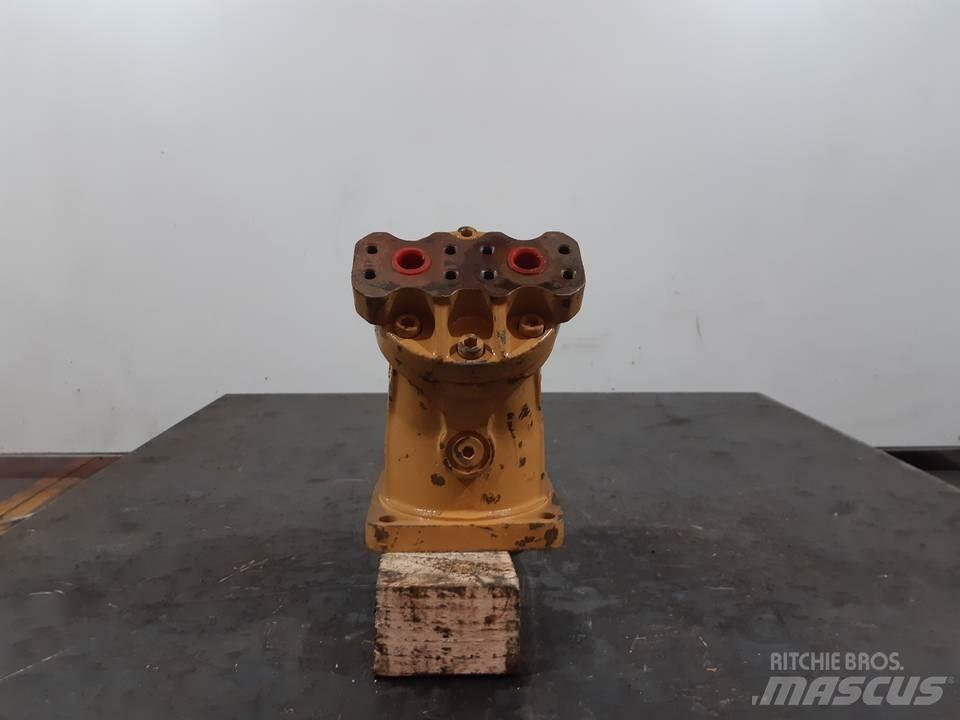 CAT 215 Hydrauliikka