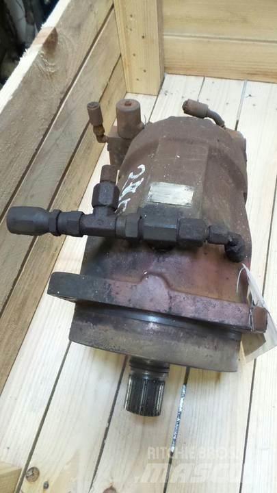 CAT 235D Hydrauliikka