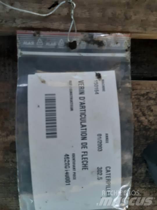 CAT 302.5 Hydrauliikka