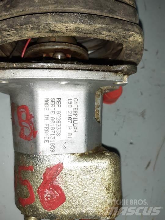 CAT 317B Ohjaamo ja sisusta