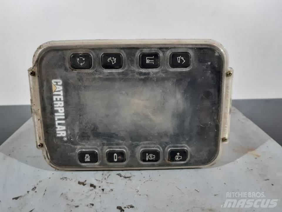 CAT 317BL Ohjaamo ja sisusta