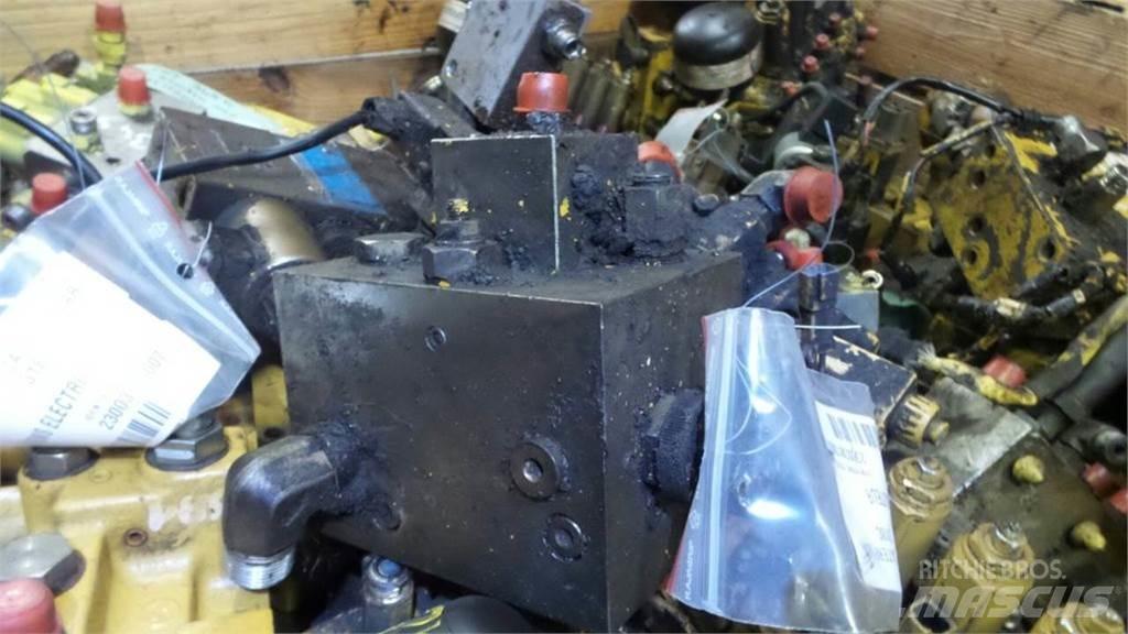 CAT 318C Hydrauliikka