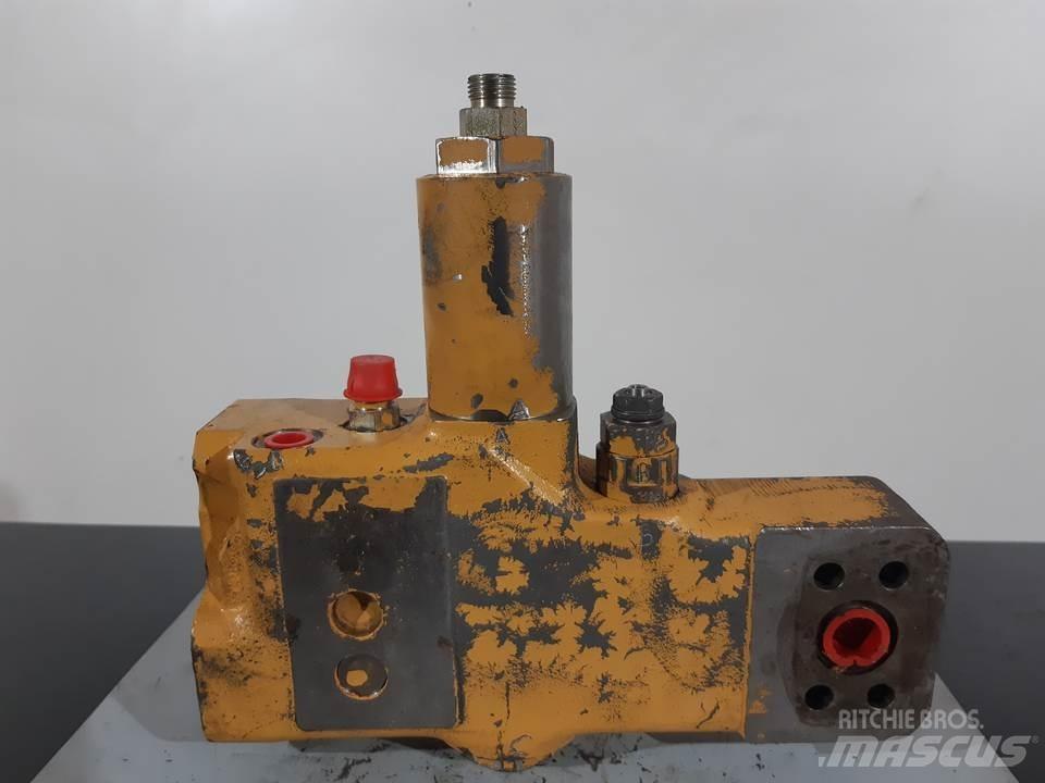 CAT 320B Hydrauliikka