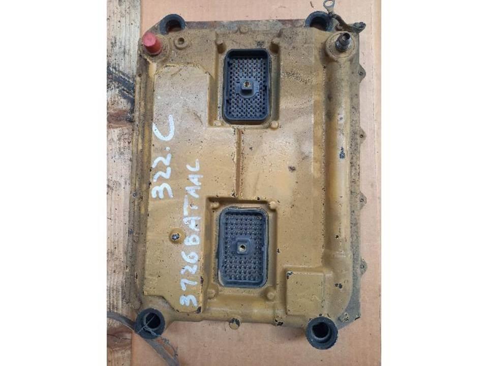 CAT 322C Ohjaamo ja sisusta