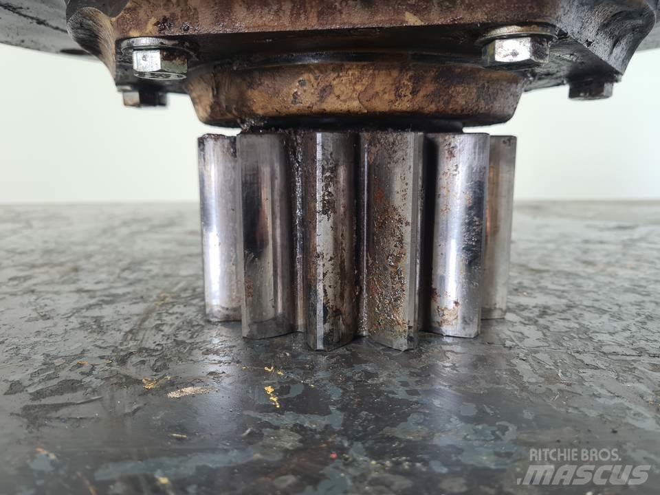 CAT 323DL Vaihteisto