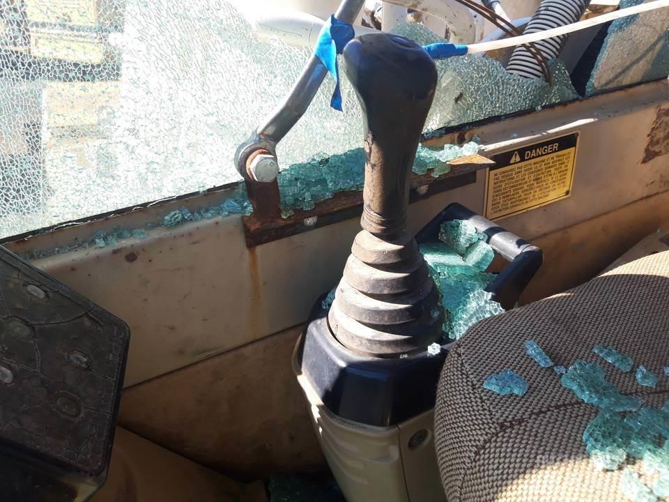 CAT 325LN Ohjaamo ja sisusta