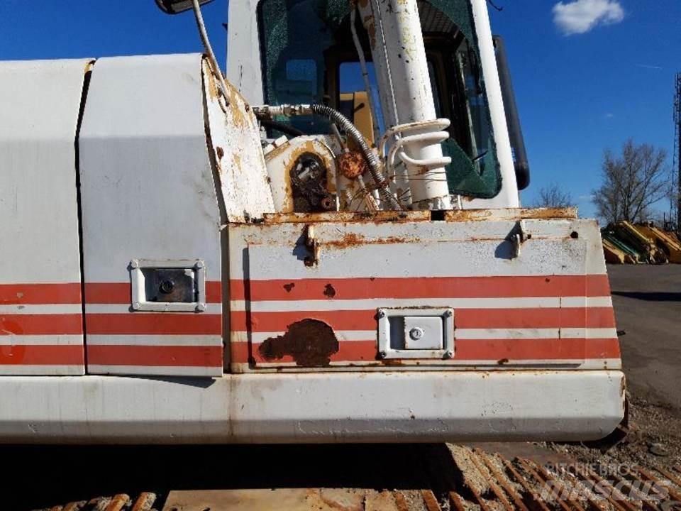 CAT 325LN Ohjaamo ja sisusta