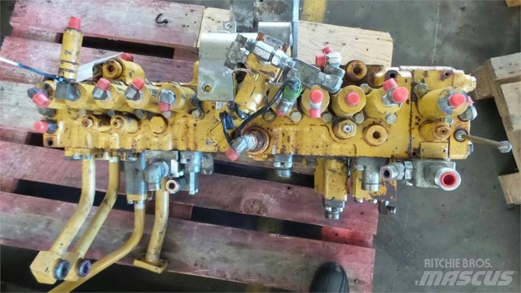 CAT 330DL Hydrauliikka