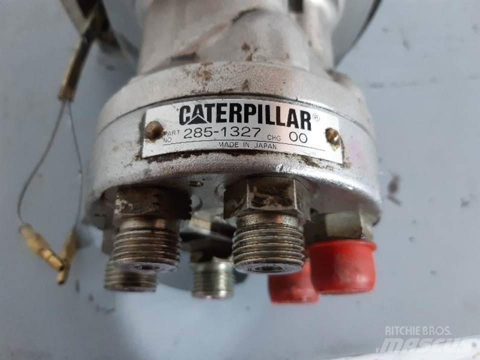CAT 345C Ohjaamo ja sisusta