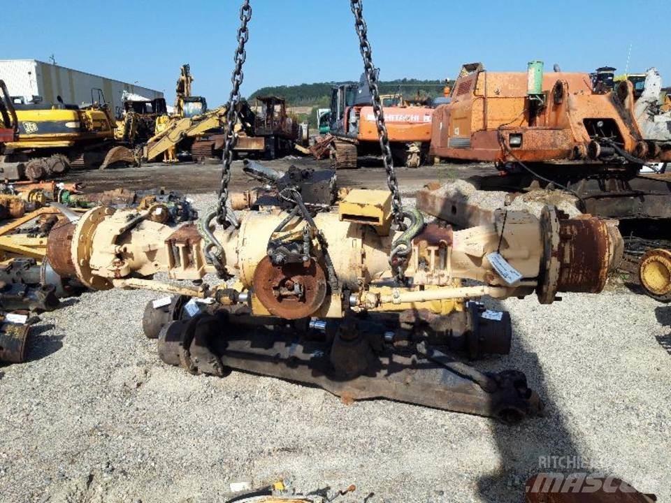 CAT 438B Vaihteisto