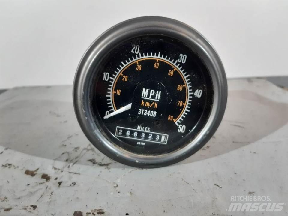 CAT 769C Ohjaamo ja sisusta